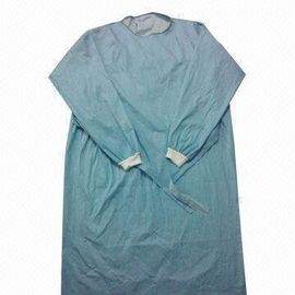 中国 ポリプロピレンの使い捨て可能なつなぎ服は、防水手術衣十字の伝染を防ぎます 会社
